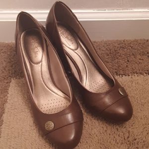 Brown heels